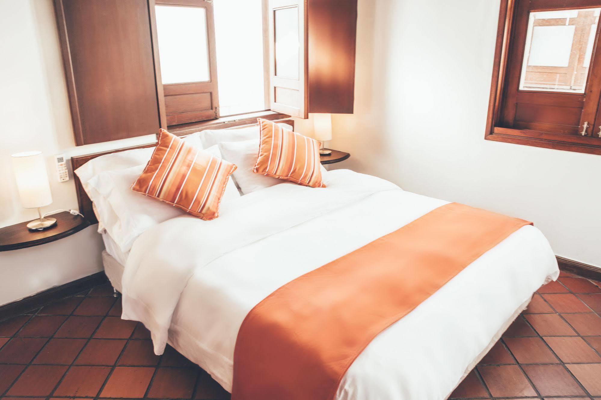 Hotel Colina De San Antonio Кали Экстерьер фото